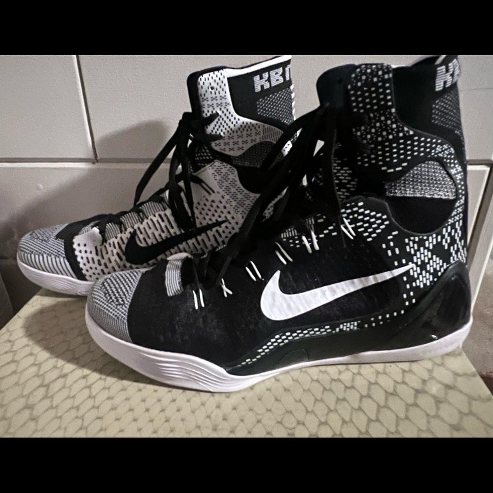 Authentic Nike Kobe 9 Elite Size 8.5 ‘Black History Month’